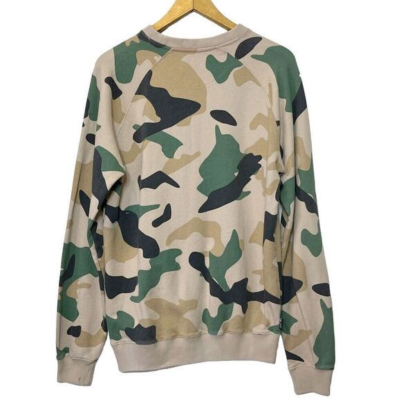 Welcome to my closet. - Picture 5 of 8